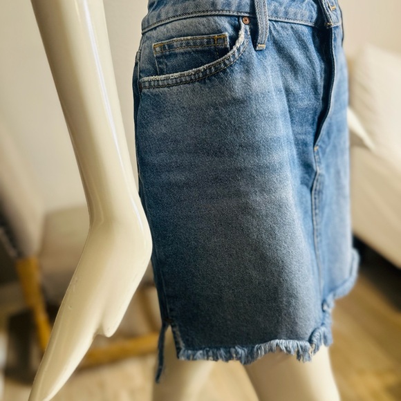 Joe’s Denim Mini Skirt - Picture 4 of 5